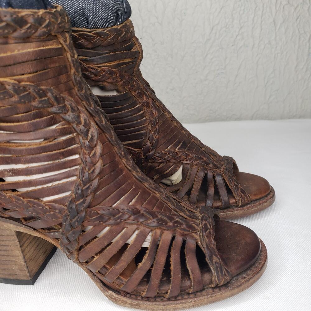 Freebird by Steven Bela Heeled Cage Sandals Boots Brown Leather Sz 7 Distressed - Picture 5 of 16